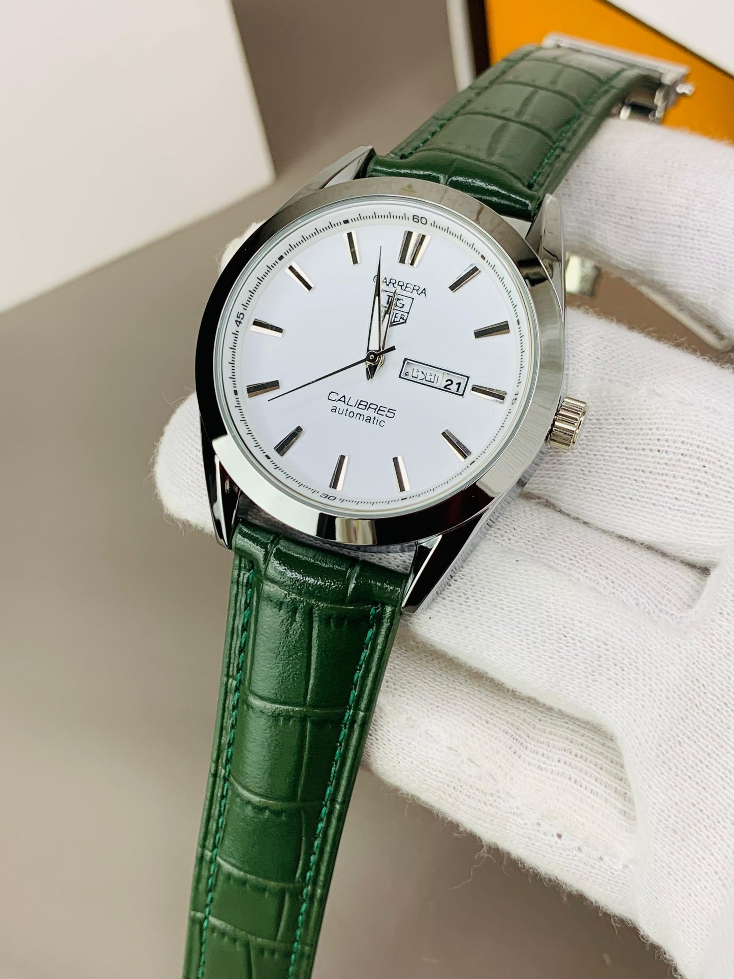 TAGHEUR Caliber Carrera Gents Watch