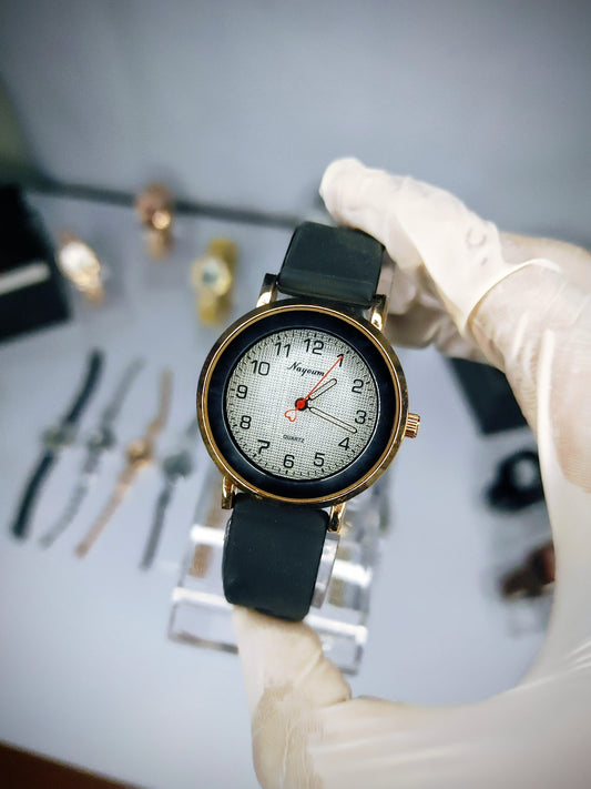 Nayoum Uni Use Casual Watch - For Women's