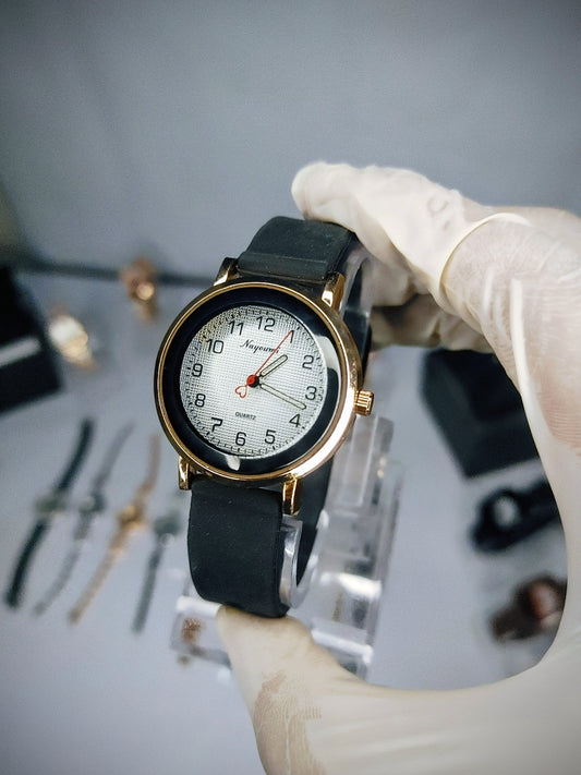Nayoum Uni Use Casual Watch - For Women's